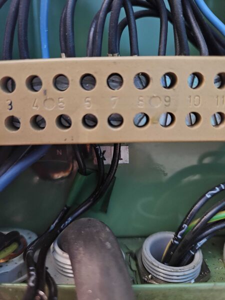 Fil:Metal lathe vertical mill connector.jpg